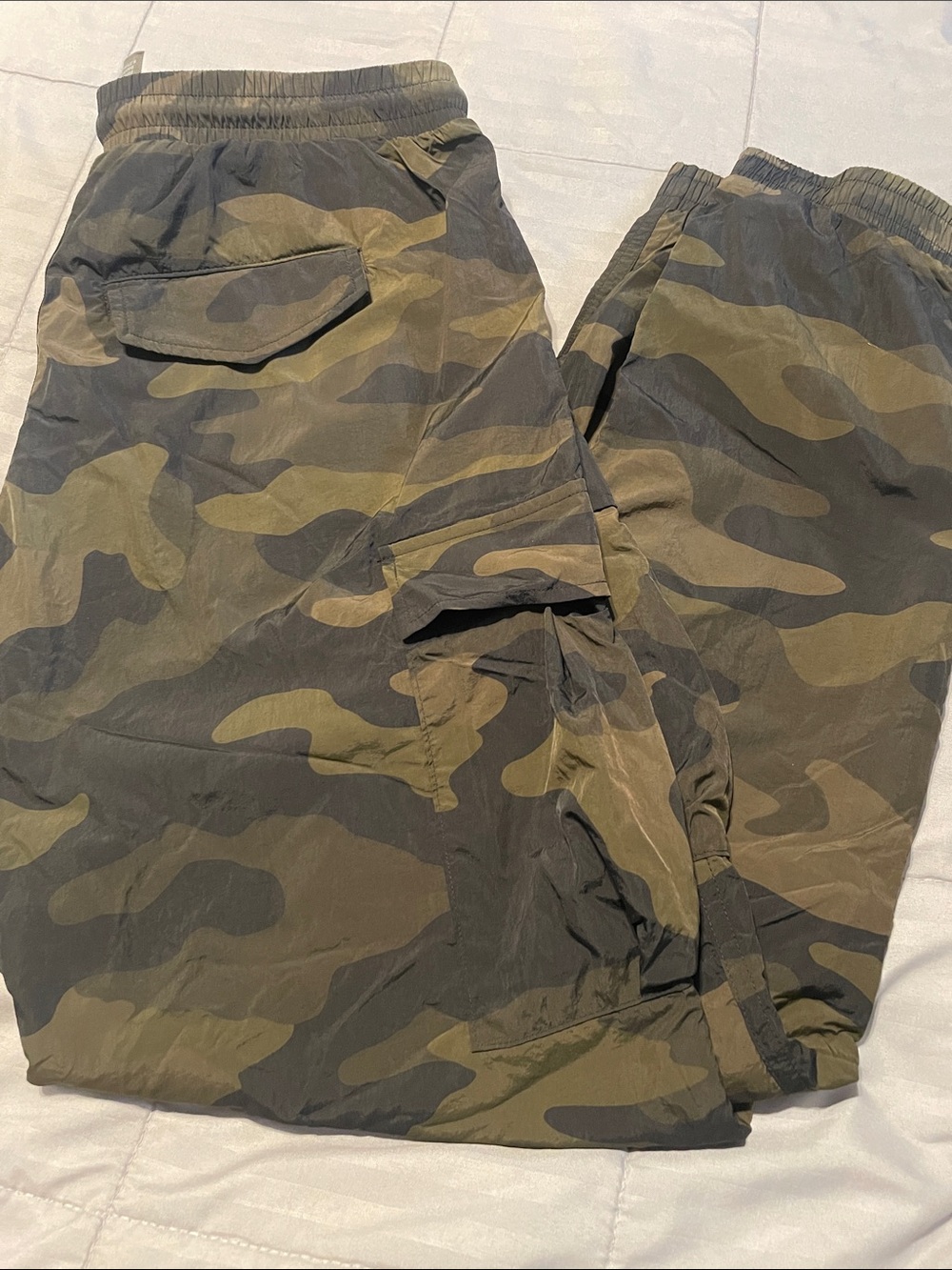PINK Victoria's Secret Olive Green Camo Joggers